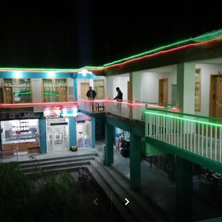 Hotel Noor Nama Palace Hunza Hassan Abad Экстерьер фото